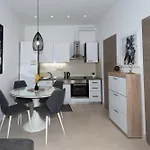Moon Apartman
