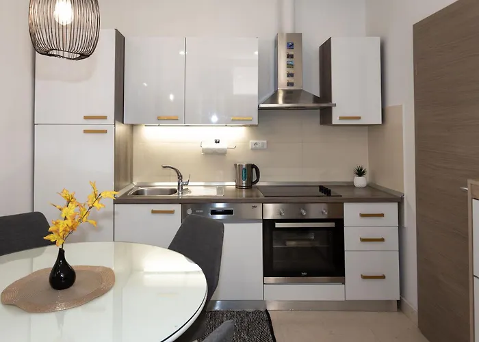 Moon Apartment Split