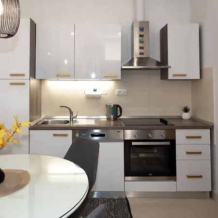 Moon Apartment Split